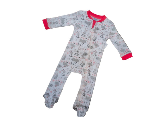 Baby Mode Footed Sleeper: Bunnies Rose Textiles