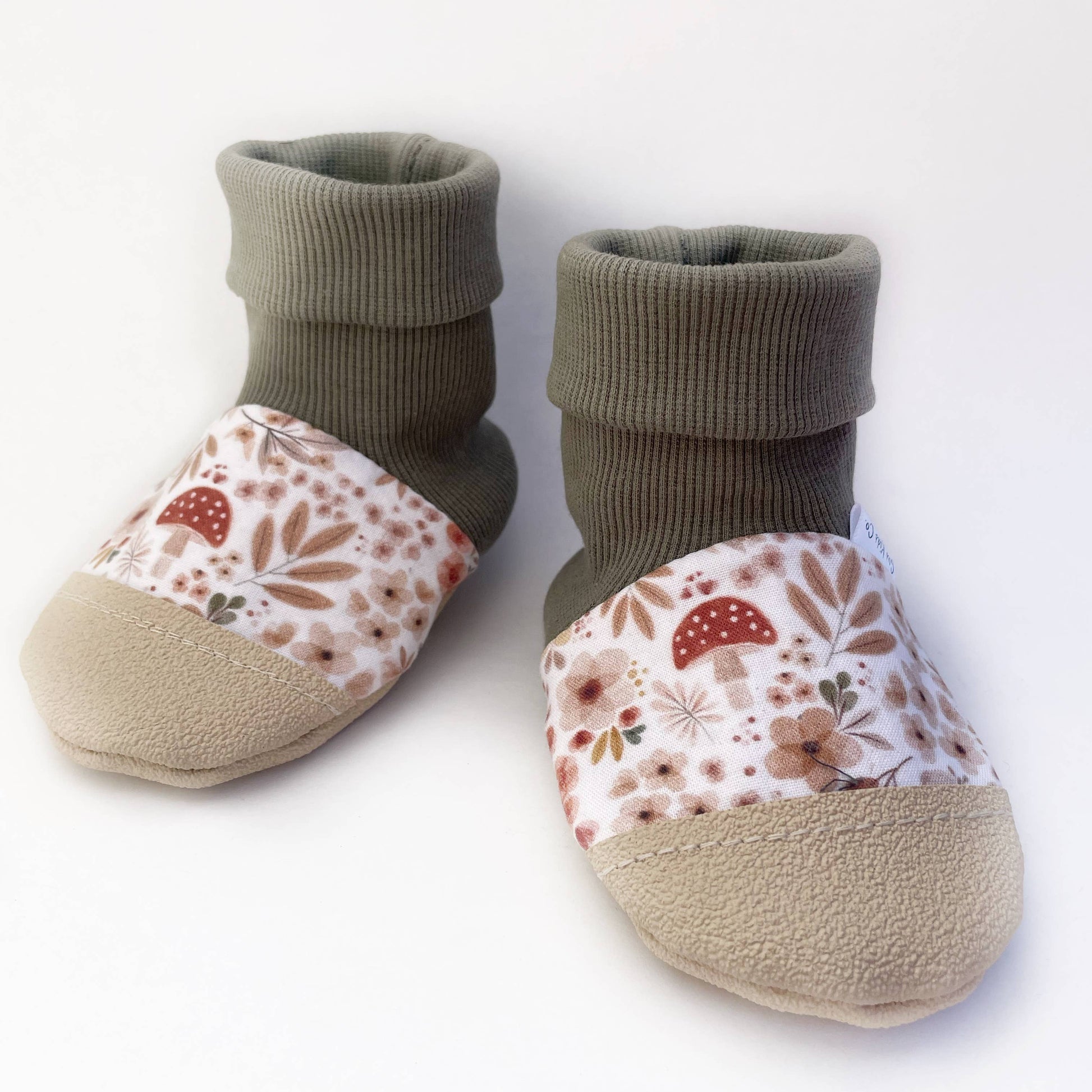 Gus Kids Co. - Mushroom Floral Baby Booties Gus Kids Co.